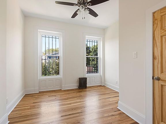 4th image of 444 Grand Ave APT 2
