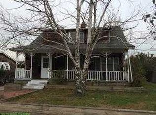 1073 Jackson St, Baldwin, NY 11510