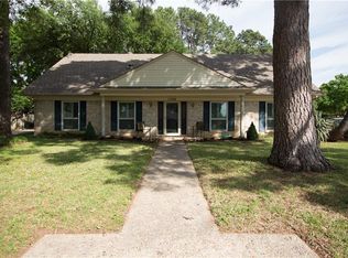 1726 Venetian Cir, Arlington, TX 76013