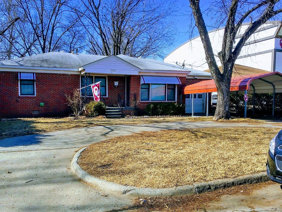2nd image of 1302 McKinley Ave