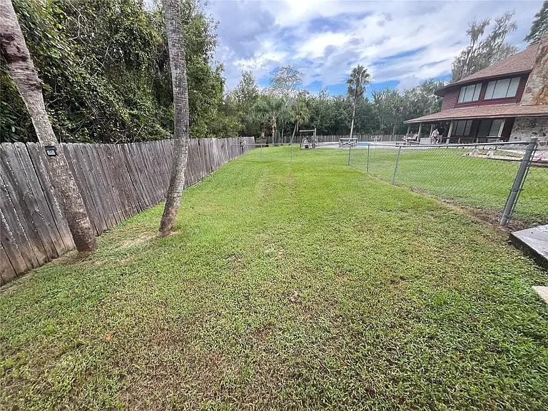 6560 Timberlane Rd — Photo 9