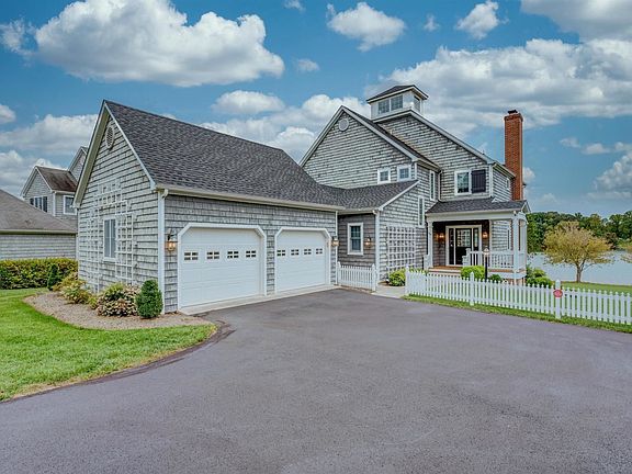 2nd image of 135 Sconset Dr