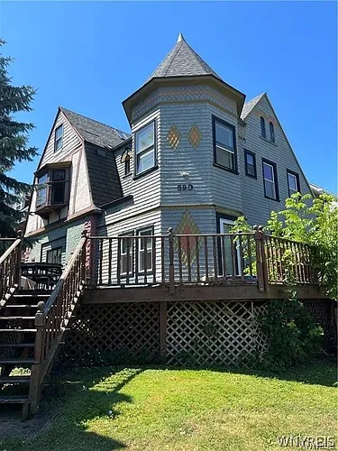 590 Richmond Ave Photo 1