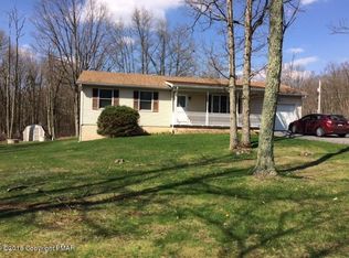 343 Cascade Dr, Effort, PA 18330