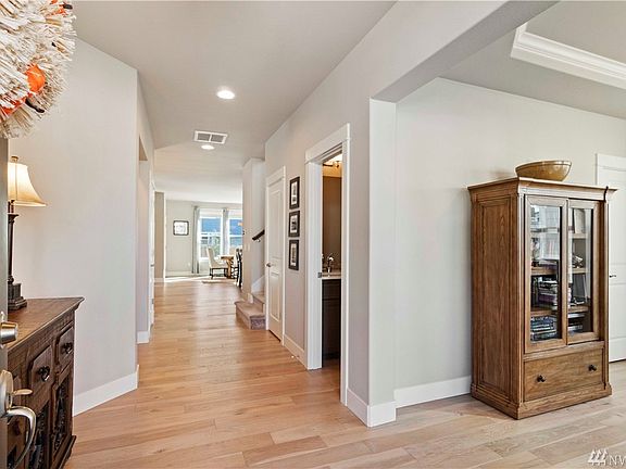 3rd image of 17419 126th Avenue Ct E