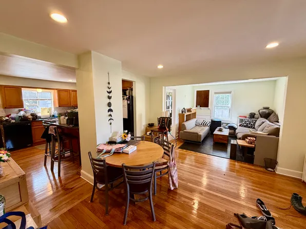 18 Pine St #1, West Newton, MA 02465