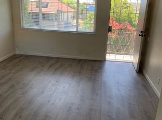 1220 62nd St #4, Emeryville, CA 94608