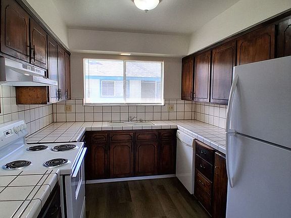 2nd image of 1136 E Fedora Ave #108