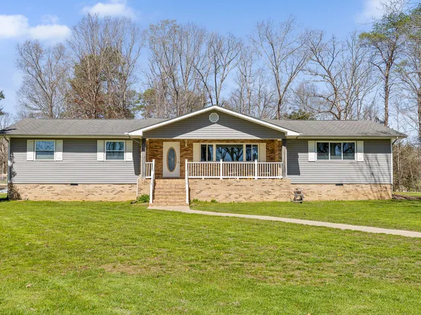 310 Daniels Rd, Trenton, GA 30752