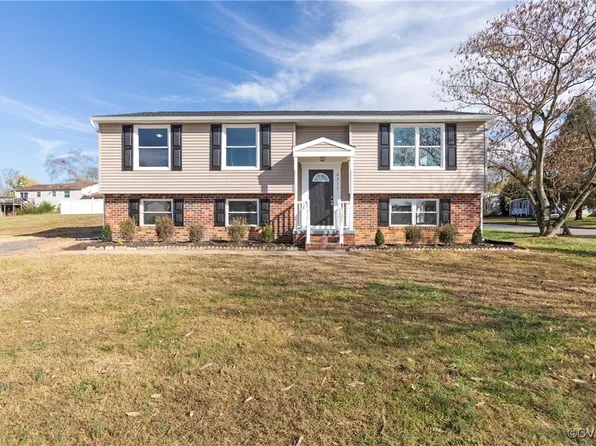 6211 Checkerberry Dr, Henrico, VA 23231