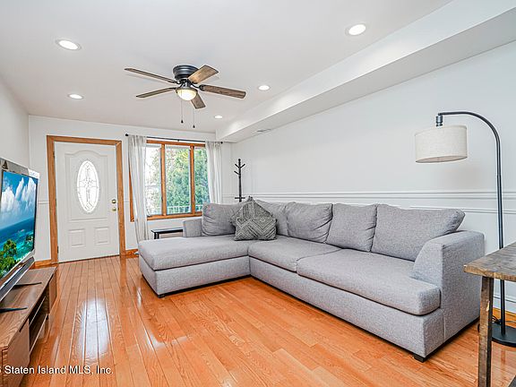 4th image of 204 Lindenwood Rd