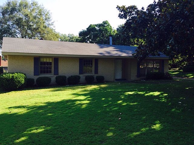 1st image of 129 Sterling Dr