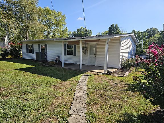 4th image of 18 SE Crescent Dr