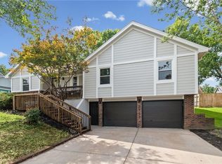 3117 NE 71st St, Kansas City, MO 64119