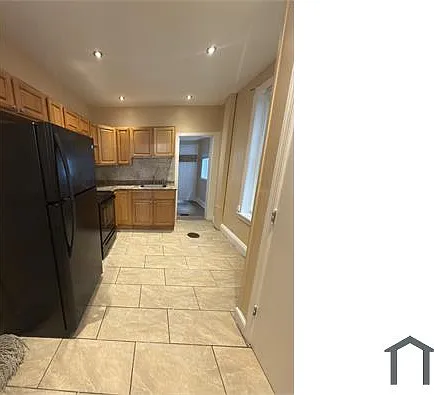 3353 N Mascher St — Photo 5