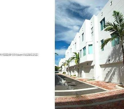 2nd image of 2130 Van Buren St APT 205