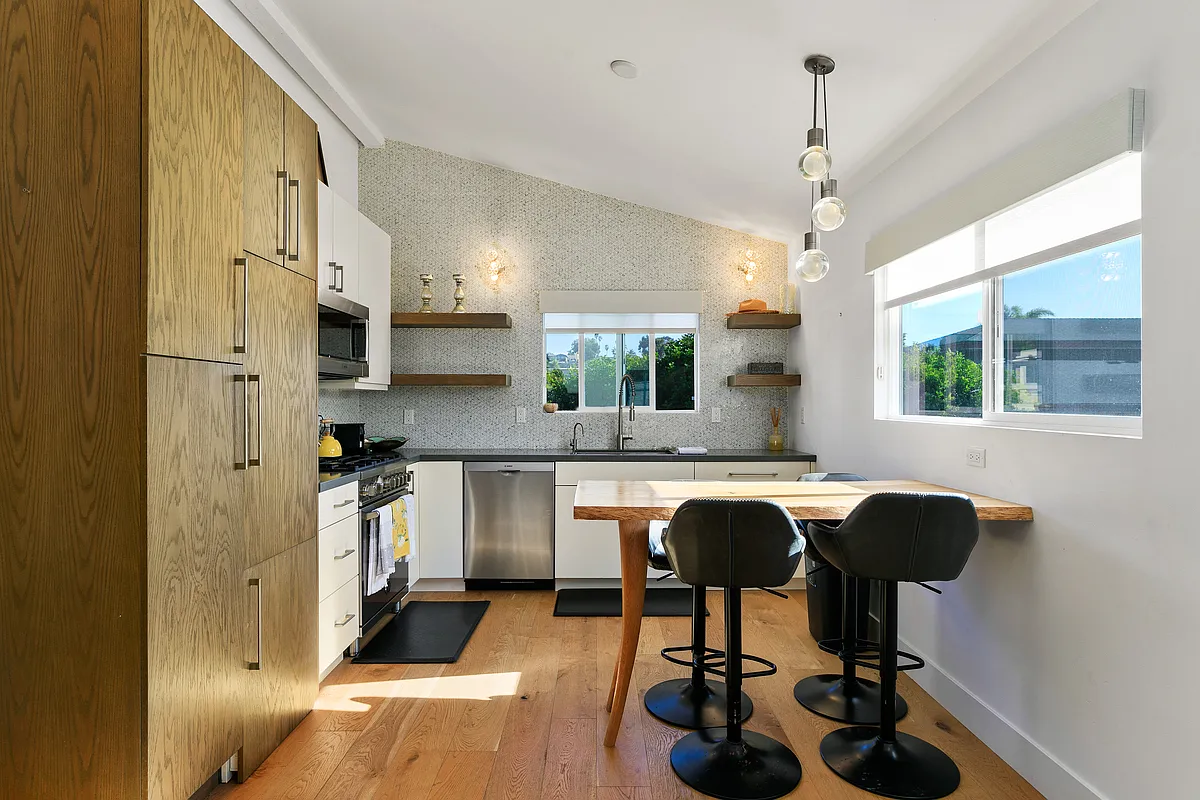 1 bed, 500 sqft, $3,250 — Photo 3