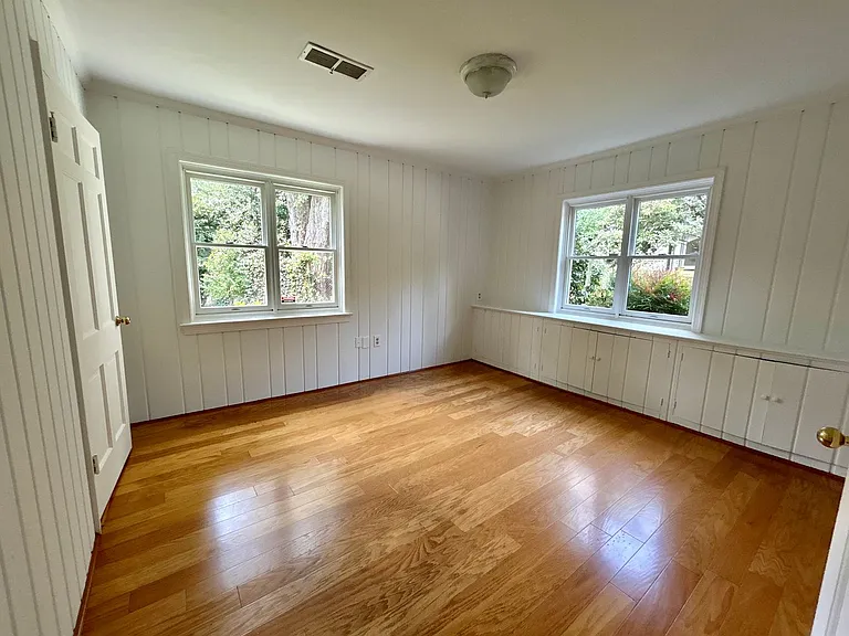 5100 Upton St NW — Photo 42