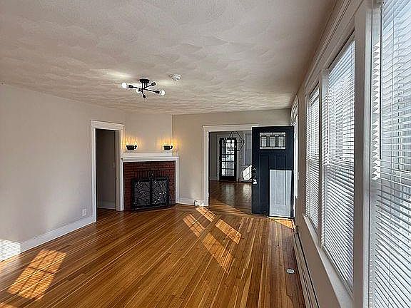 2nd image of 59 Colonial Ave