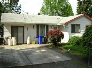 18035 SE Main St, Portland, OR 97233