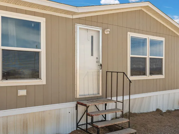 237 Madrid Ave, Moriarty, NM 87035