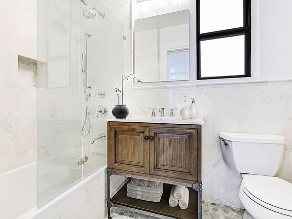 4th image of 314 W 100th St APT 46