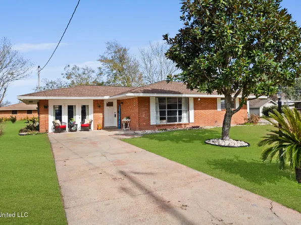 108 Charleswood Ln, Long Beach, MS 39560