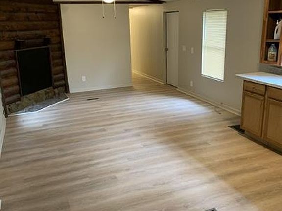 4th image of 7032 SE 170th Avenue Rd
