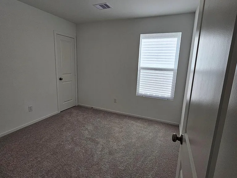 405 Road 590106 — Photo 14