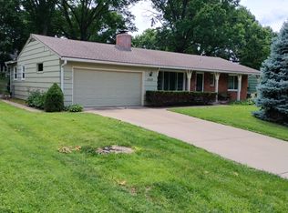 5309 W 79th St, Prairie Village, KS 66208