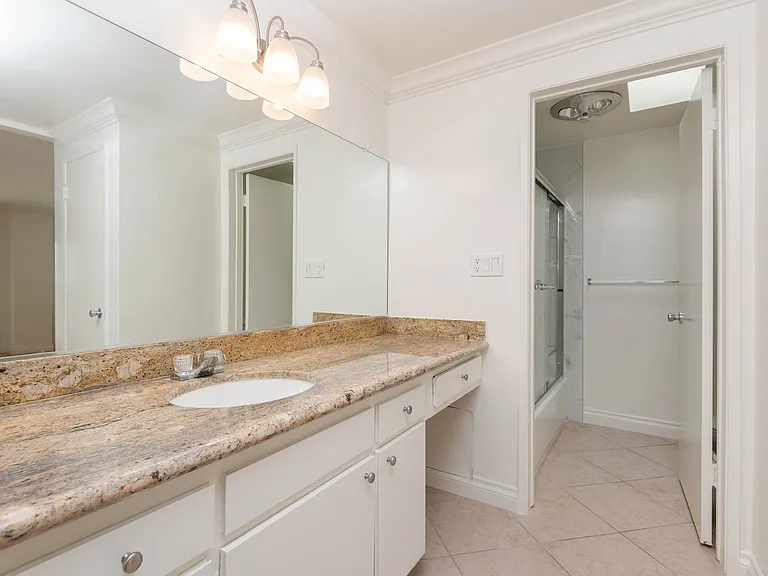 8211 Redlands St #8 — Photo 16