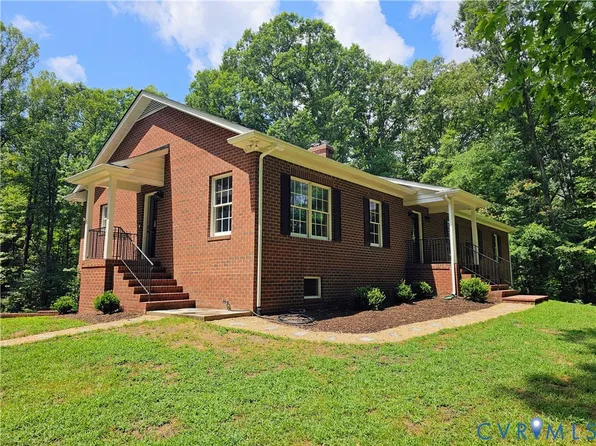 3471 Broad Street Rd, Gum Spring, VA 23065