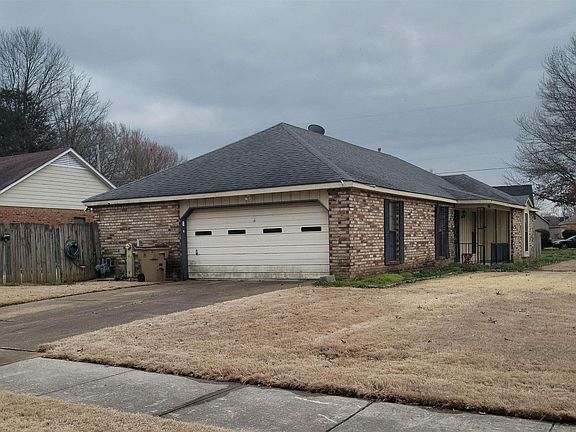 2nd image of 5088 Barkshire Dr