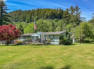 230 Hinkle Creek Rd, Sutherlin, OR 97479