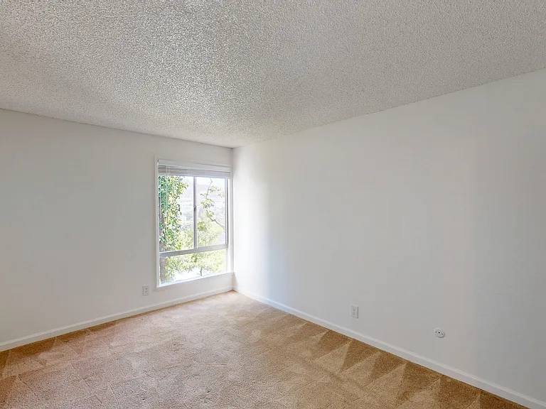 212 Marin St #108 — Photo 7
