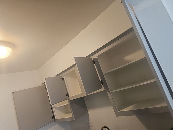 4th image of 370 E Hopkins Ave #09221d8b9