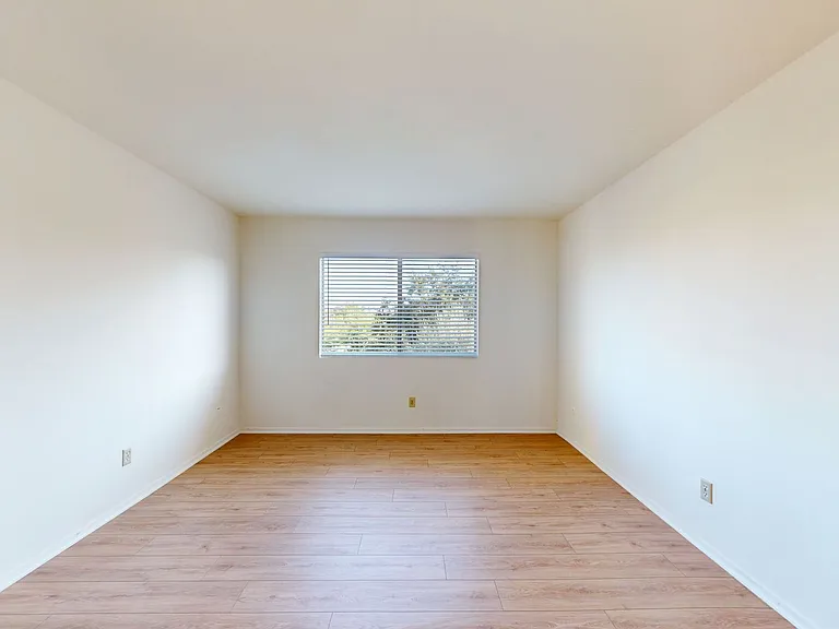 972 E California Blvd #306 — Photo 11