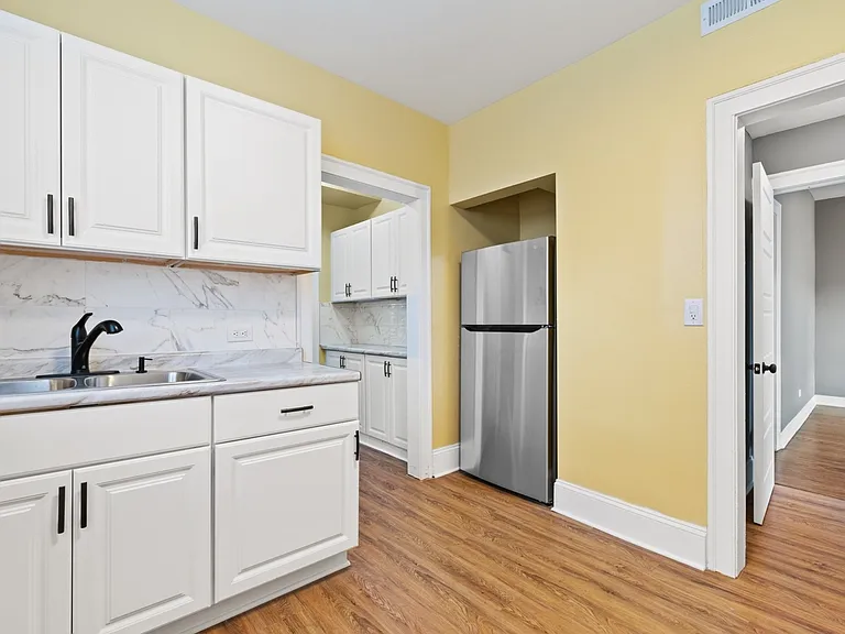 7649 S Yates Blvd #3 — Photo 7