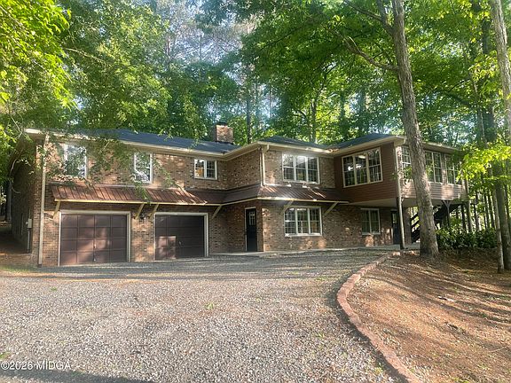 4th image of 204 Creekside Dr