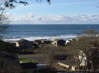 98 Crestview Dr, Yachats, OR