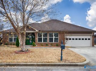 15814 Landview Ln, Athens, AL 35613