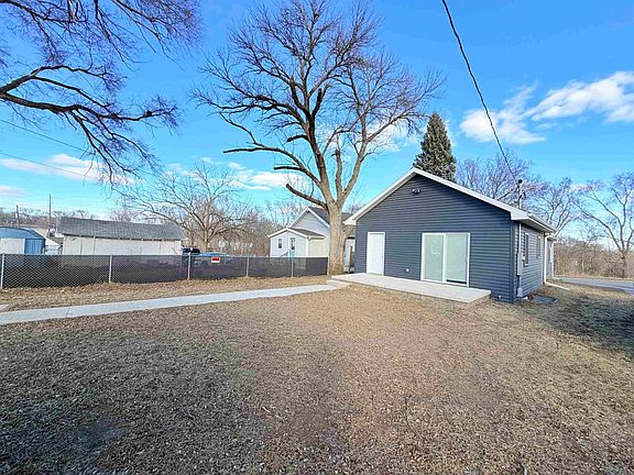 5th image of 2203 S Oleander St
