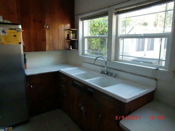 3rd image of 22129 Covello St