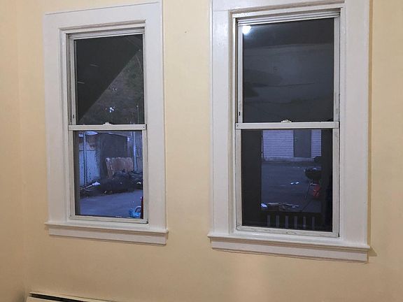 4th image of 775 N 6th St APT 1R
