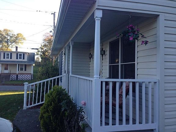 3rd image of 115 Burchette St