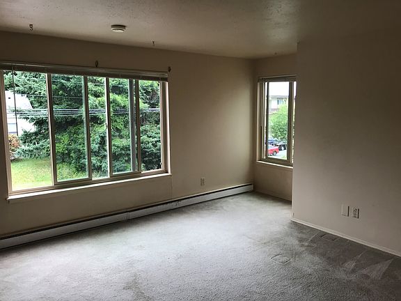3rd image of 1216 Chestnut St SE #16