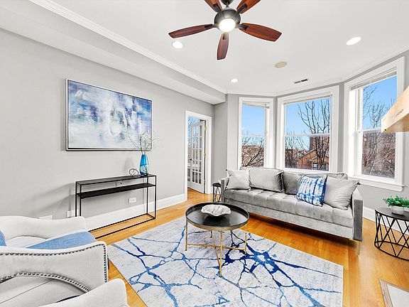4th image of 4918 S Saint Lawrence Ave APT 3