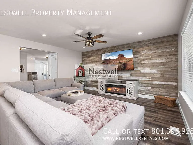 35 E Water Ln — Photo 7