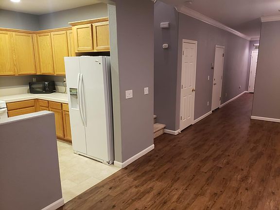 3rd image of 2497 Gooseberry Cir