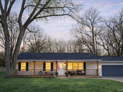 7791 Lavon Dr, Clarkston, MI, 48348